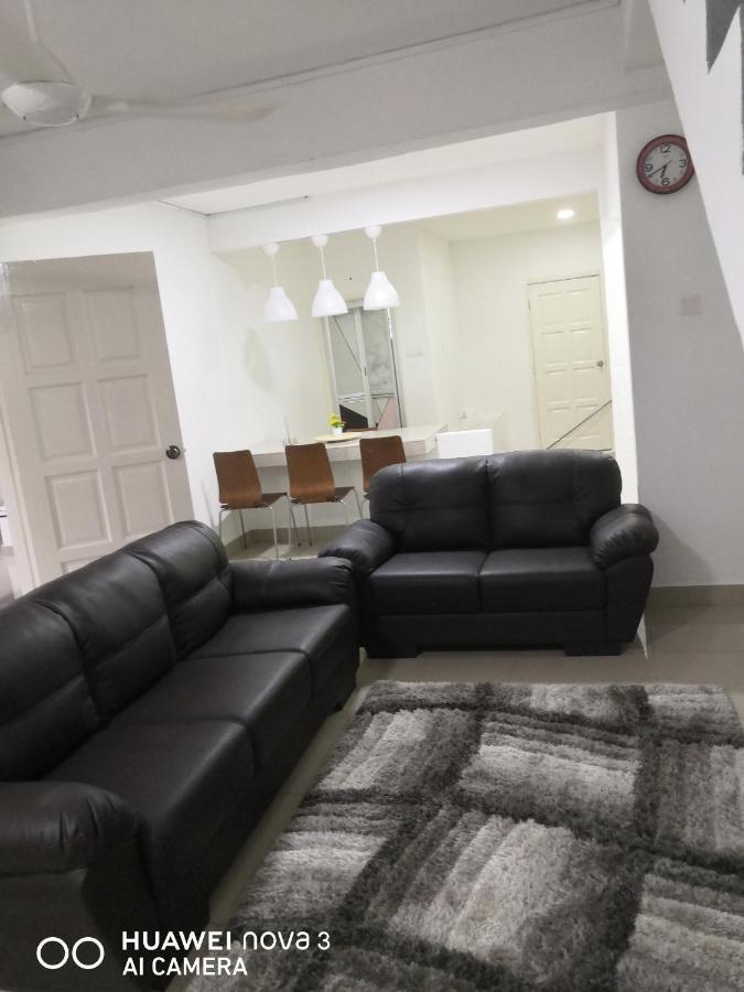 Abah 2 Room Homestay Пасир-Гуданг Экстерьер фото