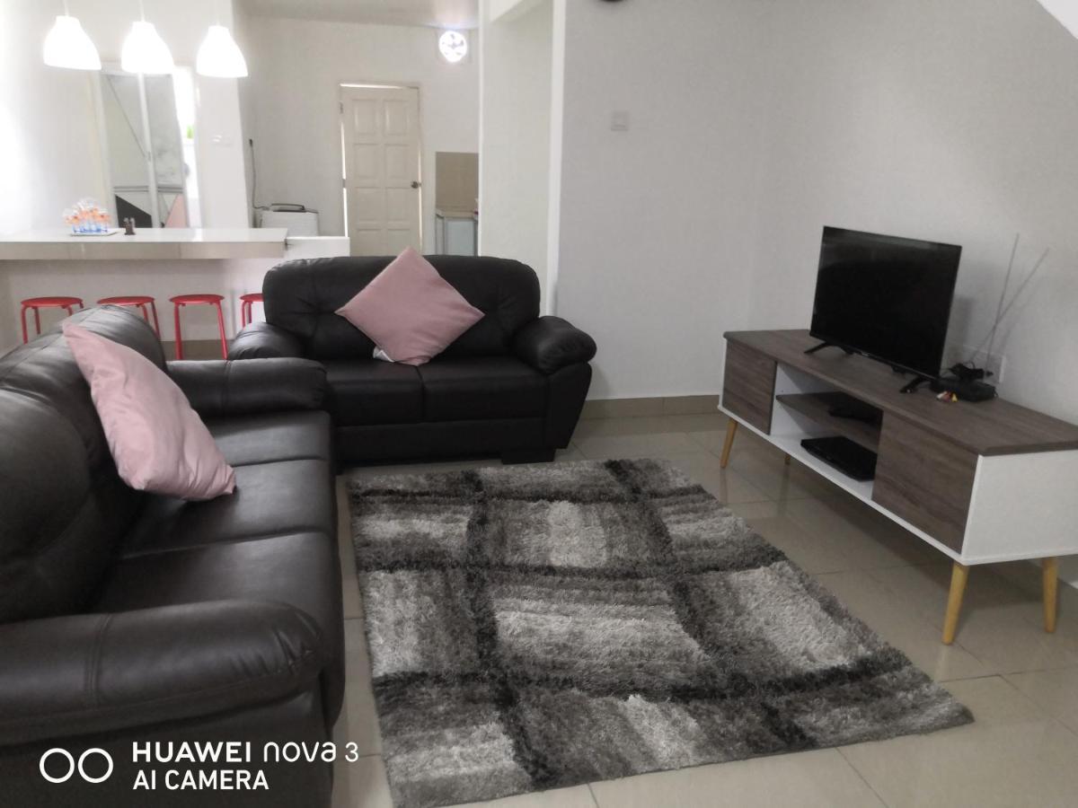 Abah 2 Room Homestay Пасир-Гуданг Экстерьер фото